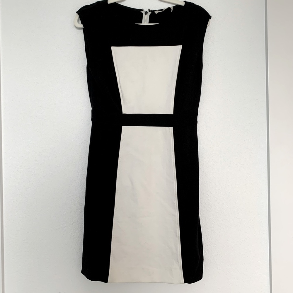 Black dress with white color block